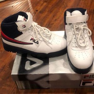 Weather tech Fila boot shoe